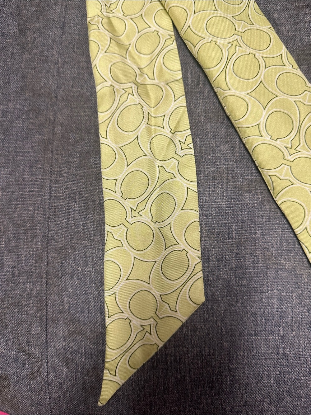 Coach Signature Patterned Skinny Scarf / Twilly - Picture 5 of 7